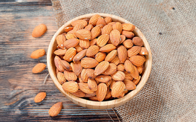 Badem: Doğanın Mucizesi ve Lezzet Harikası